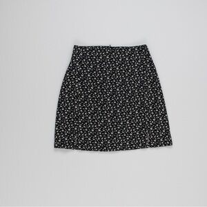 Brandy Melville One Size Black Floral Skirt